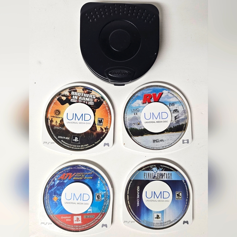 Sony PSP 4-game Lot w/ Black Intec Game holder Case (Final Fantasy, ATV, & More)